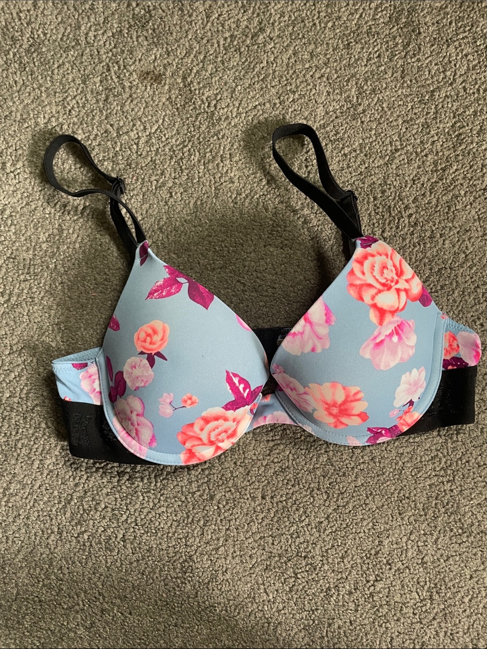 PINK Victoria’s Secret bra